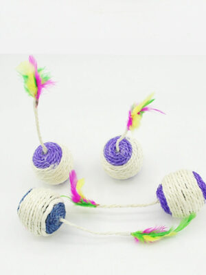 Feathered Interactive Sisal Scratching Ball Cat Toy